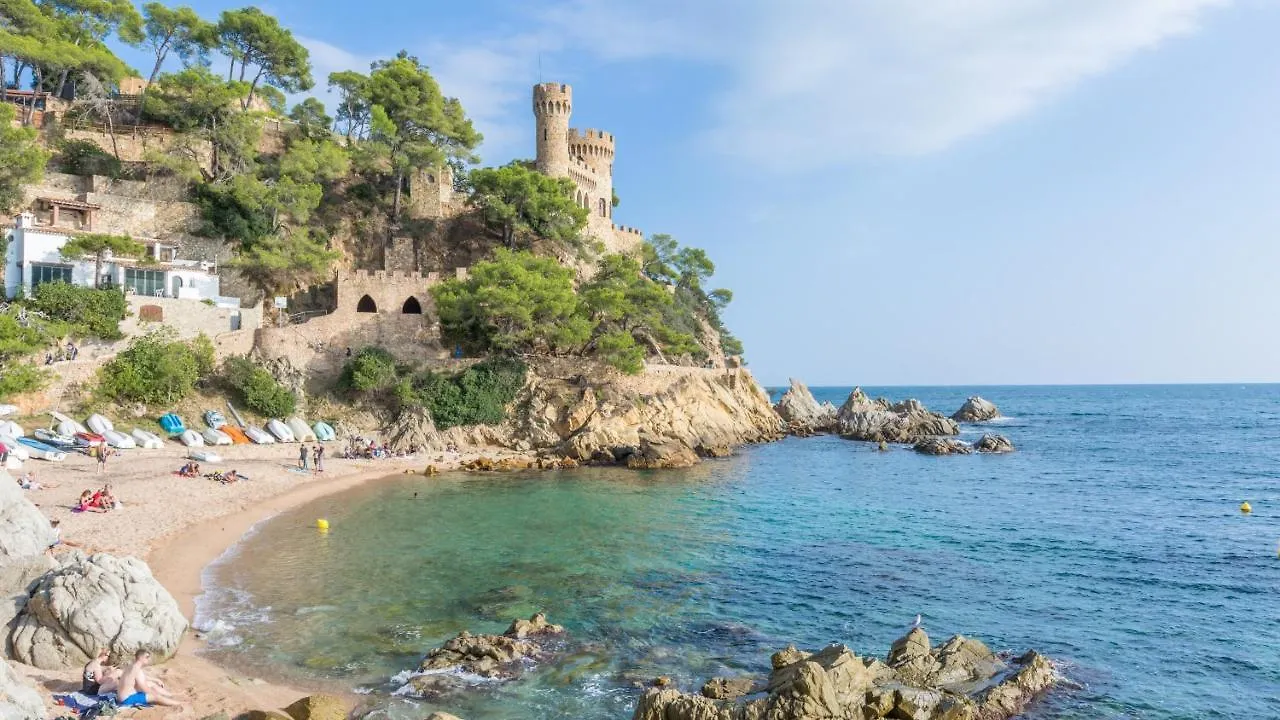 Mont Barbat Villa Ara - Lloret De Mar
